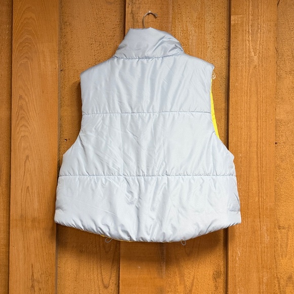 Reversible Puffer Vest - Picture 2 of 6